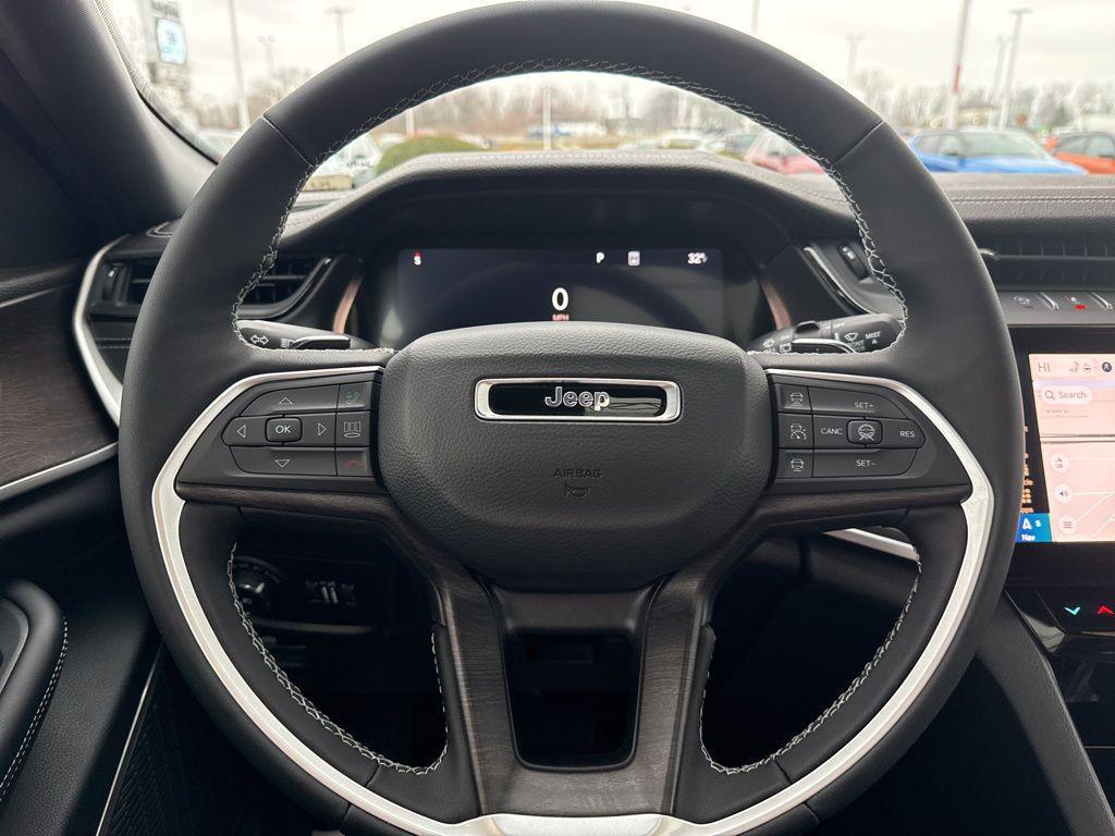 new 2026 Jeep Grand Cherokee car, priced at $49,485