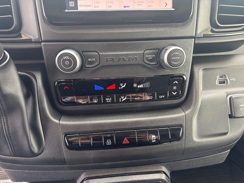new 2025 Ram ProMaster 2500 car, priced at $43,701