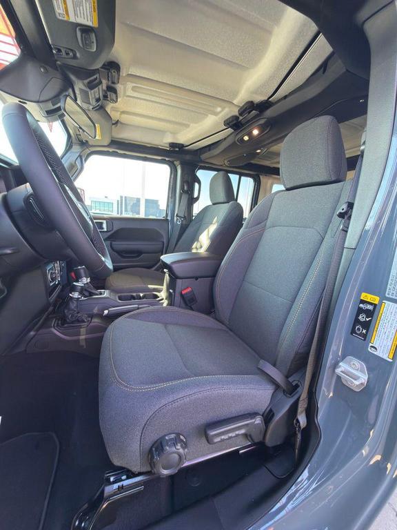 new 2026 Jeep Wrangler car, priced at $45,646