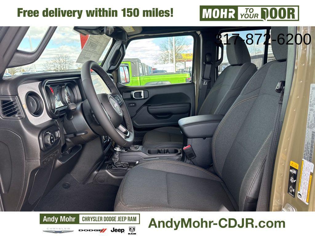 new 2025 Jeep Gladiator car, priced at $44,902