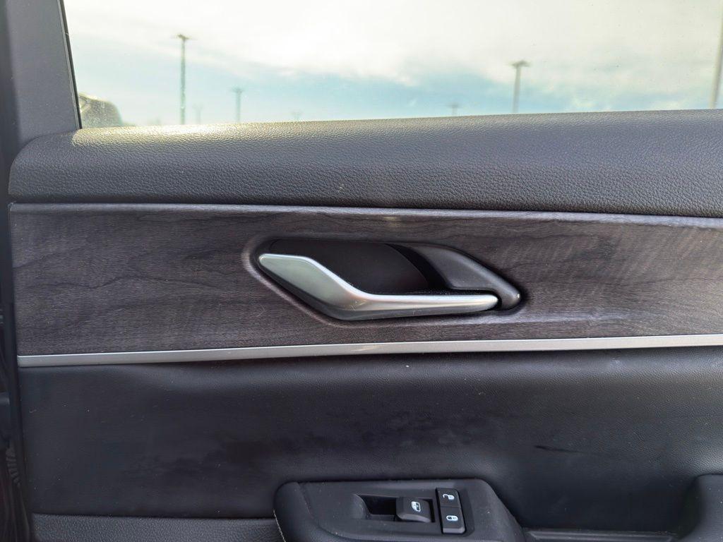 used 2023 Jeep Grand Cherokee L car, priced at $31,900