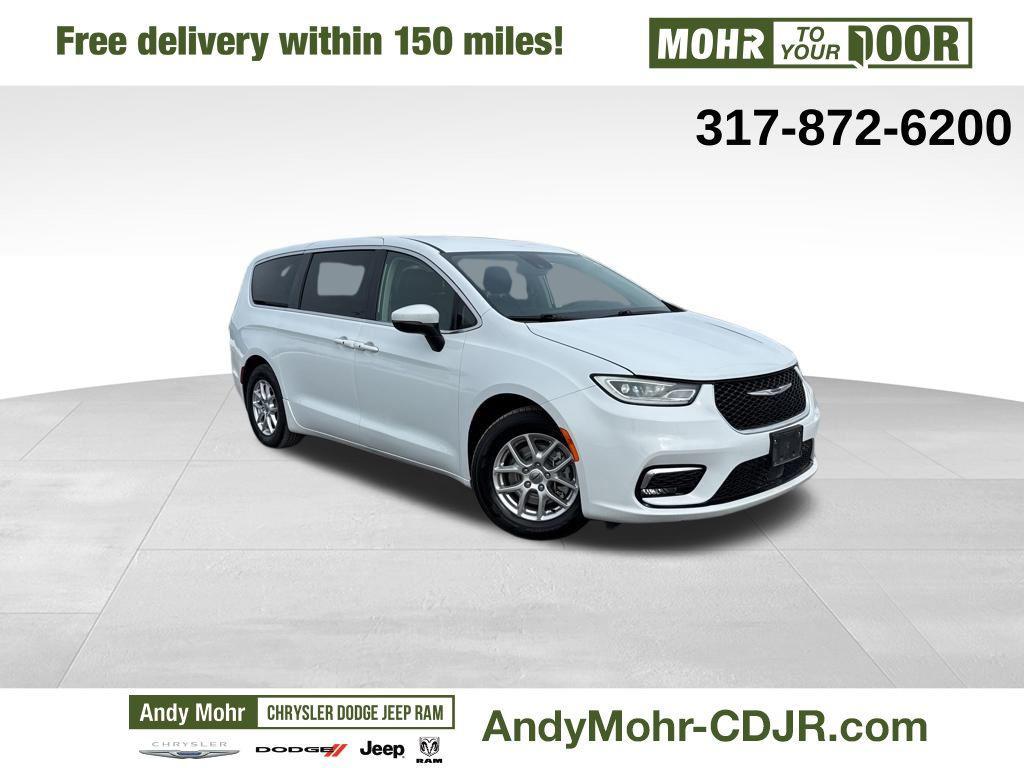 used 2023 Chrysler Pacifica car, priced at $25,900