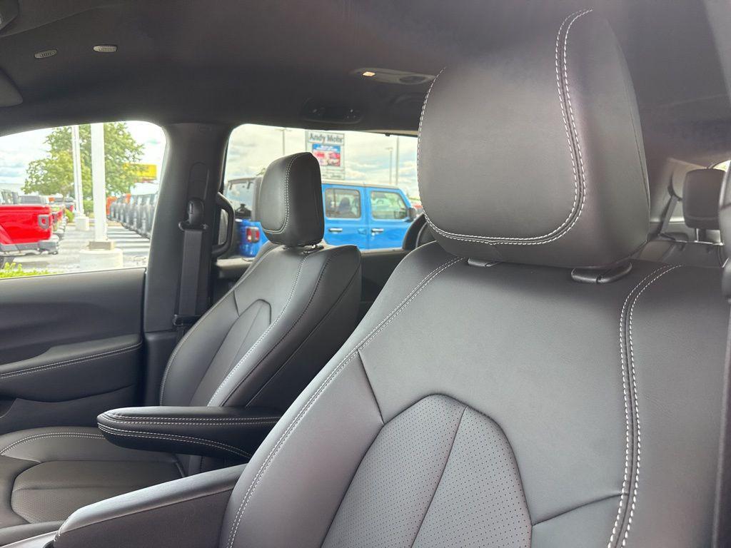 new 2026 Chrysler Voyager car, priced at $38,240