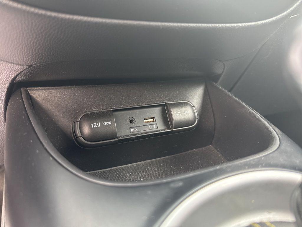 used 2016 Kia Soul car, priced at $5,527