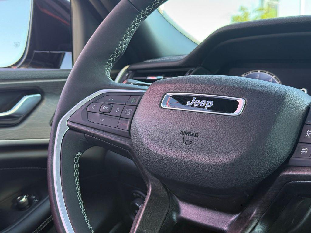 new 2026 Jeep Grand Cherokee L car, priced at $51,005
