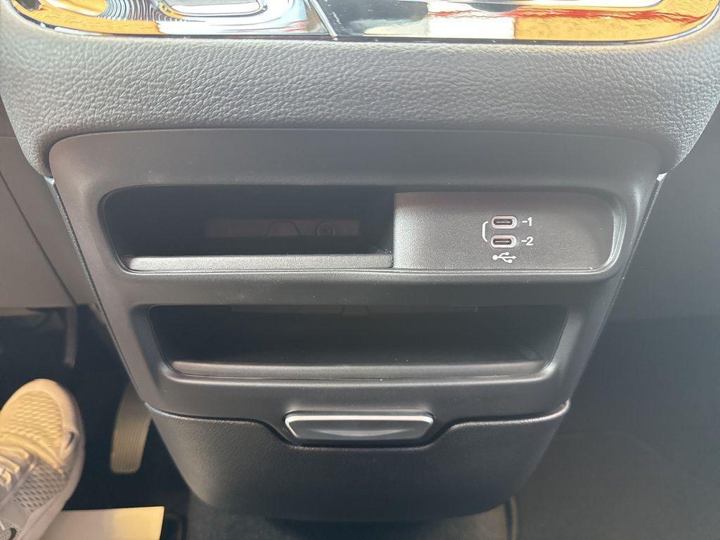 new 2026 Chrysler Pacifica car, priced at $42,652