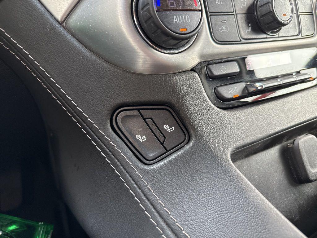 used 2020 GMC Yukon car, priced at $38,672