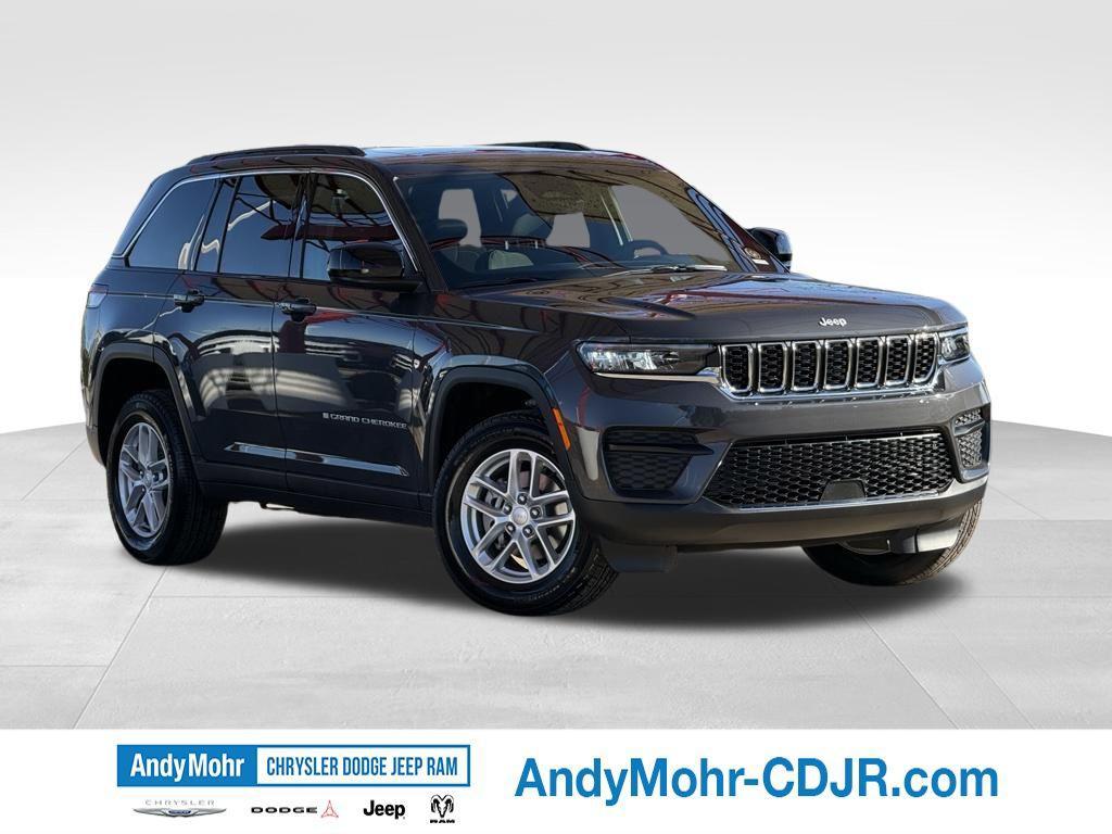 new 2026 Jeep Grand Cherokee car, priced at $43,000