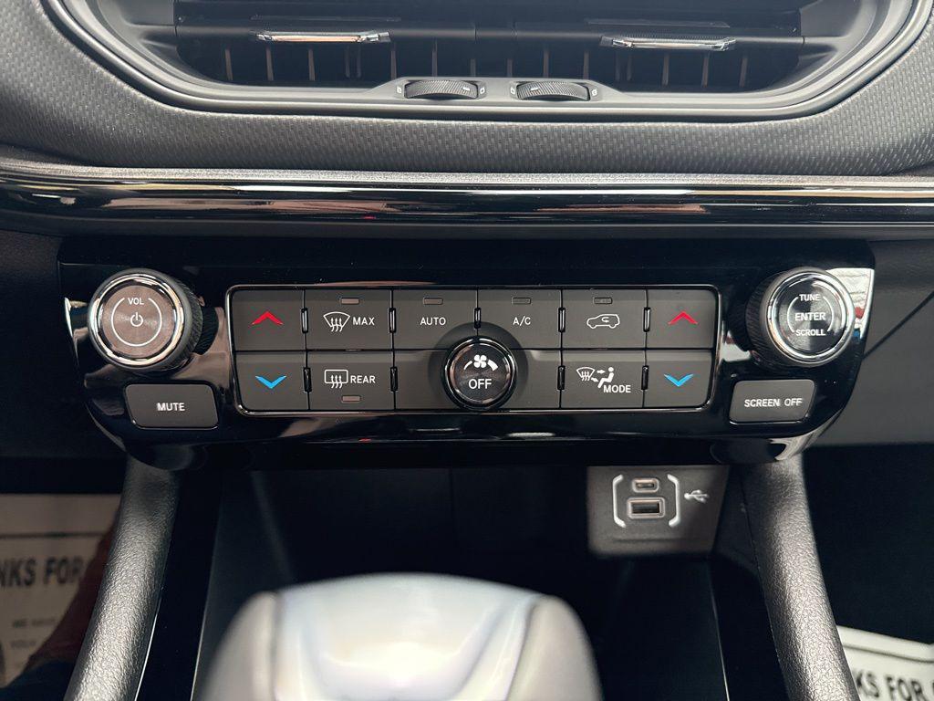 new 2026 Jeep Compass car, priced at $33,297