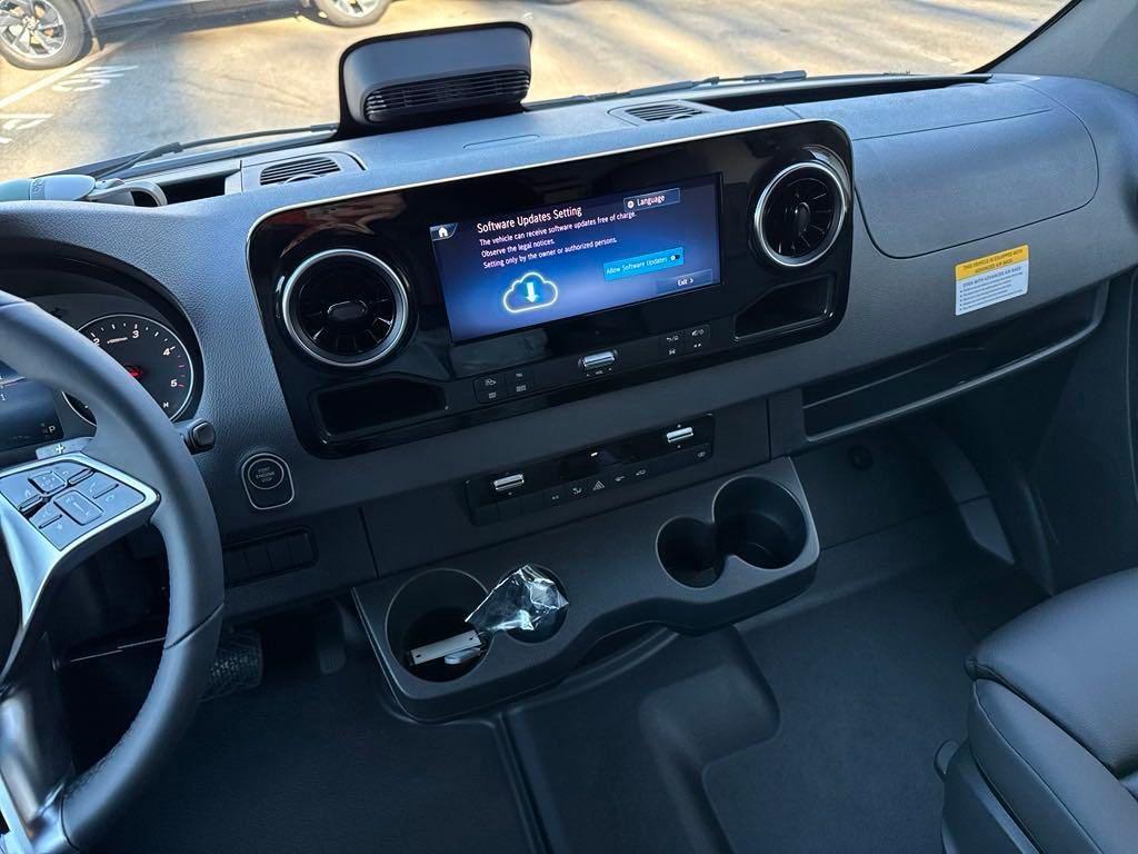 new 2025 Mercedes-Benz Sprinter 3500 car, priced at $75,407
