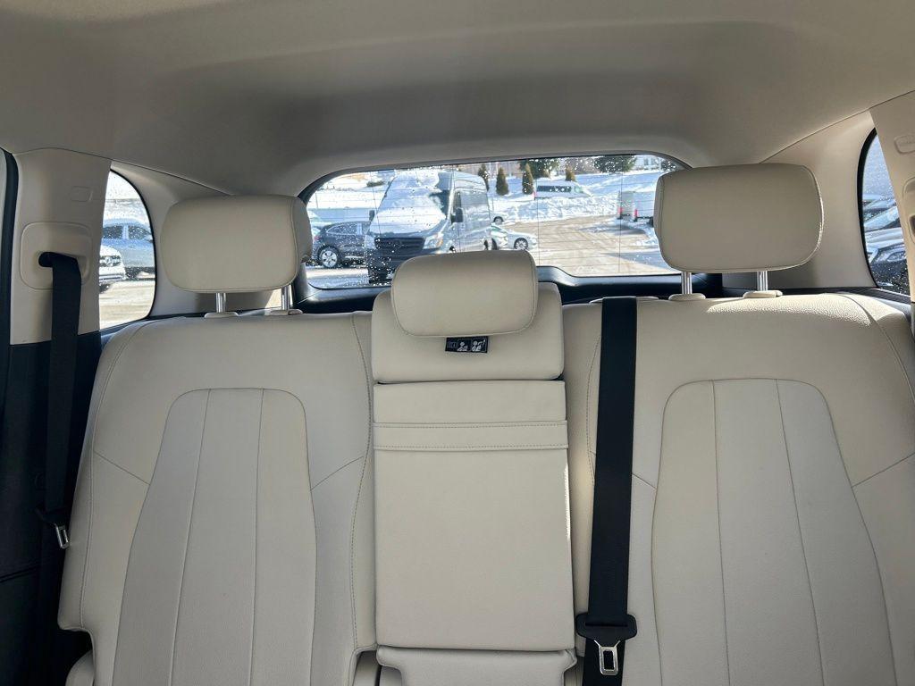 used 2020 Mercedes-Benz GLB 250 car, priced at $21,409