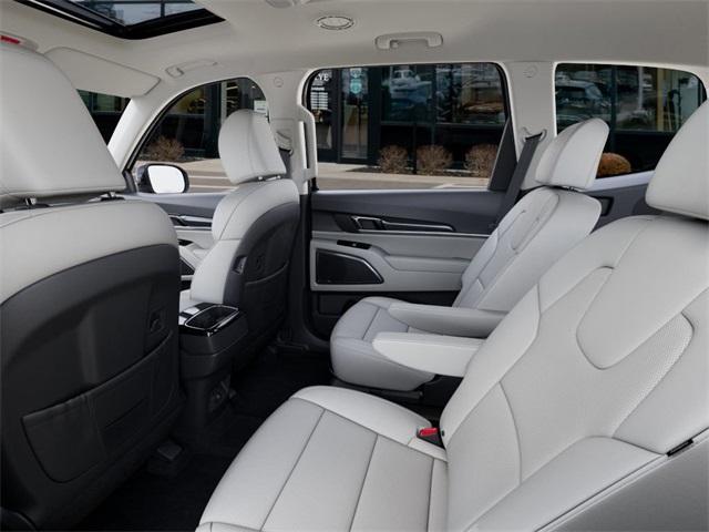 new 2025 Kia Telluride car, priced at $40,301
