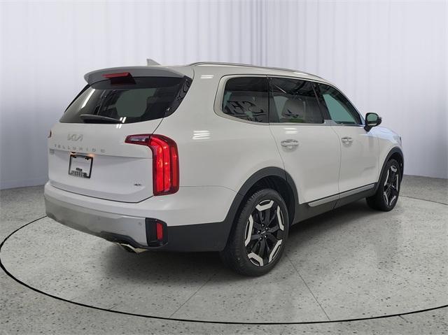 used 2024 Kia Telluride car, priced at $34,400