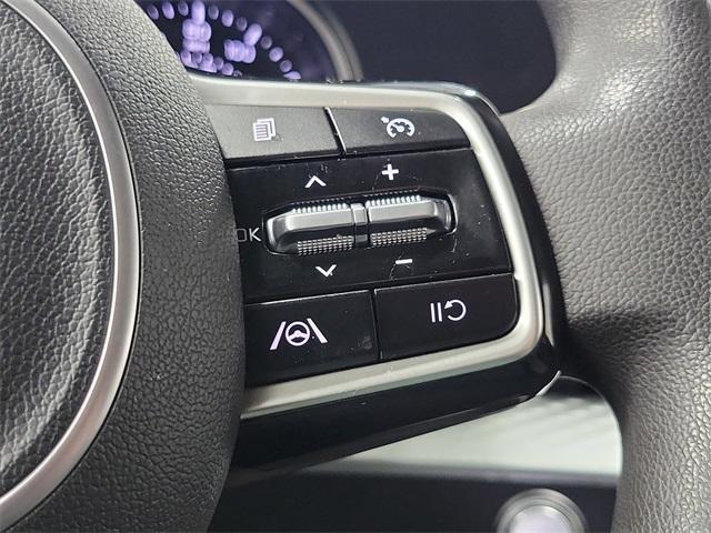 used 2022 Kia Carnival car, priced at $20,000