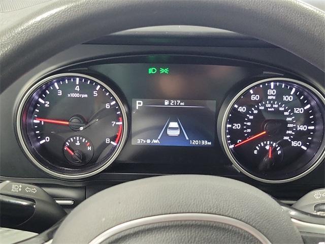 used 2022 Kia Carnival car, priced at $20,000