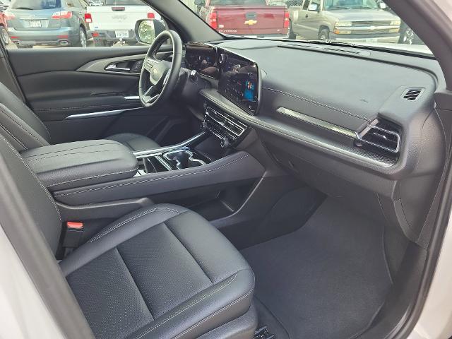 used 2024 Chevrolet Traverse car, priced at $38,995