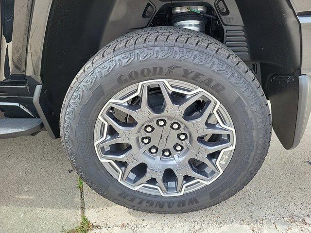 new 2025 GMC HUMMER EV SUV car