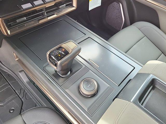 new 2025 GMC HUMMER EV SUV car