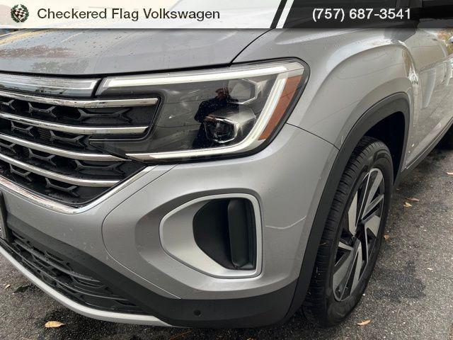 new 2026 Volkswagen Atlas car, priced at $42,990