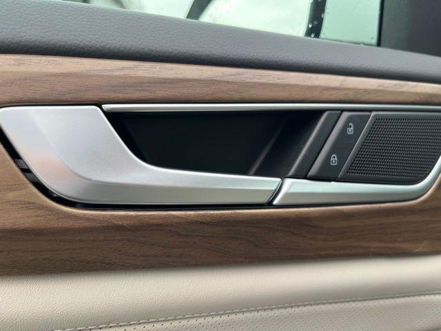 new 2026 Volkswagen Atlas car, priced at $46,490