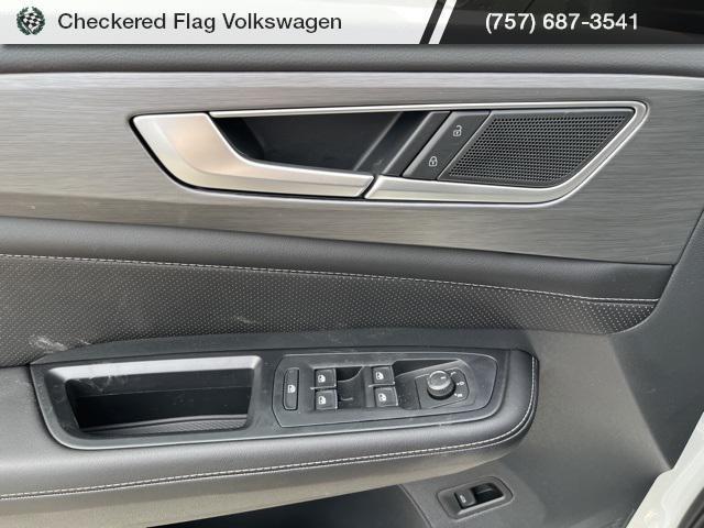 new 2026 Volkswagen Atlas Cross Sport car, priced at $43,551