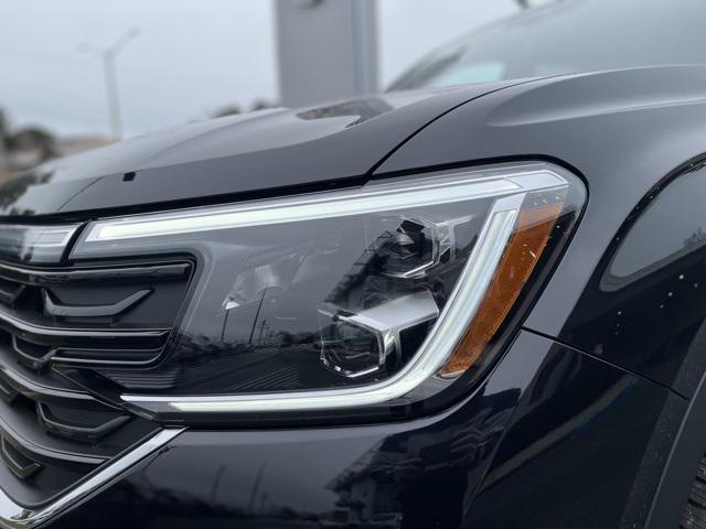 new 2026 Volkswagen Atlas car, priced at $52,053