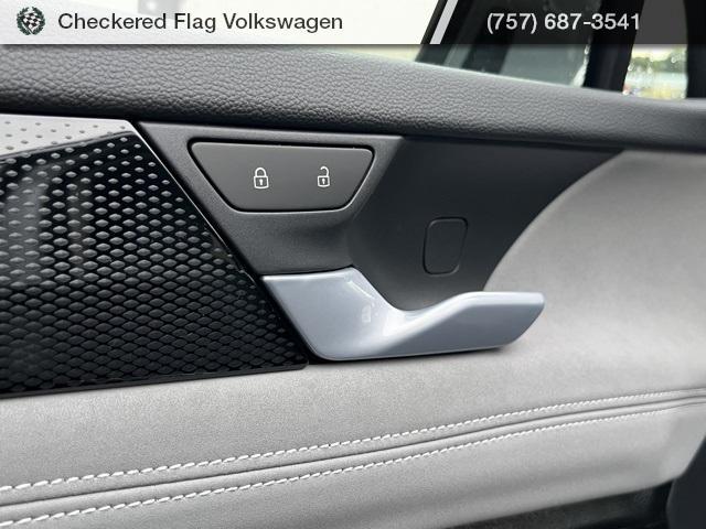 new 2026 Volkswagen Tiguan car, priced at $34,379