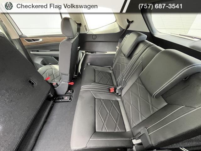 new 2026 Volkswagen Atlas car, priced at $39,589