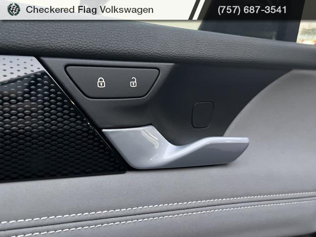 new 2026 Volkswagen Tiguan car, priced at $38,087