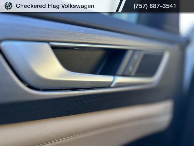 new 2026 Volkswagen Atlas car, priced at $40,990