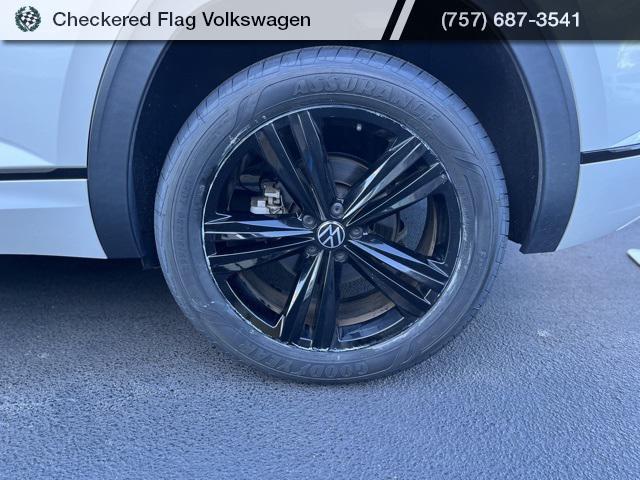 used 2023 Volkswagen Atlas Cross Sport car, priced at $28,790