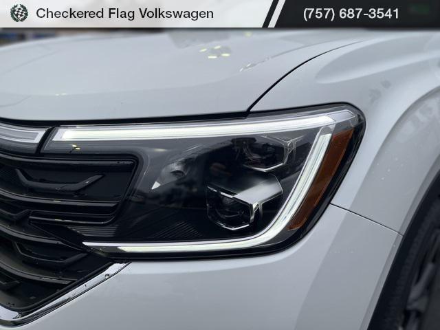 new 2026 Volkswagen Atlas Cross Sport car, priced at $52,298