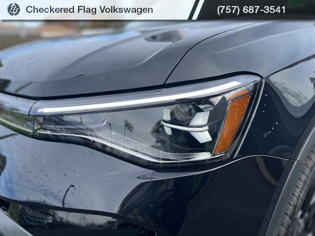 new 2026 Volkswagen Taos car, priced at $35,147