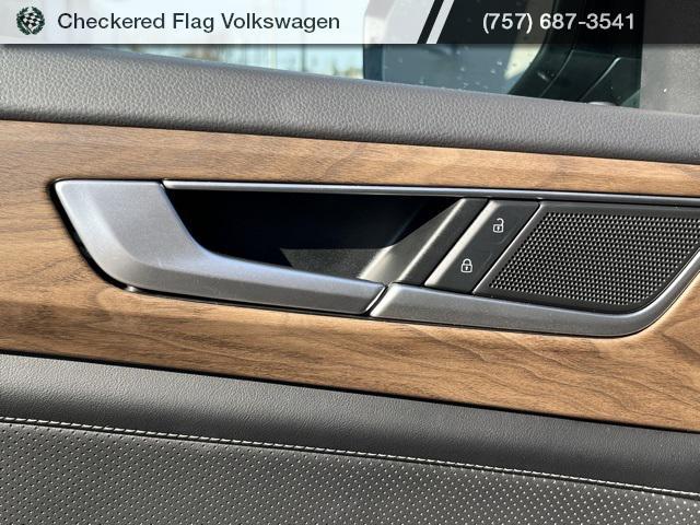 used 2025 Volkswagen Atlas car, priced at $35,512