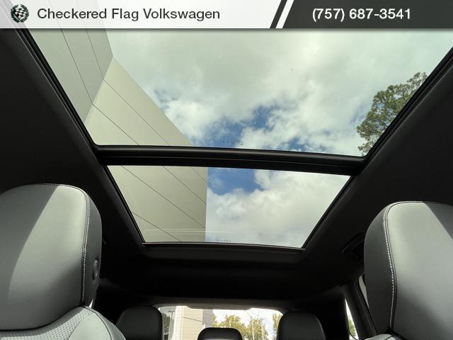 new 2025 Volkswagen Tiguan car, priced at $34,541