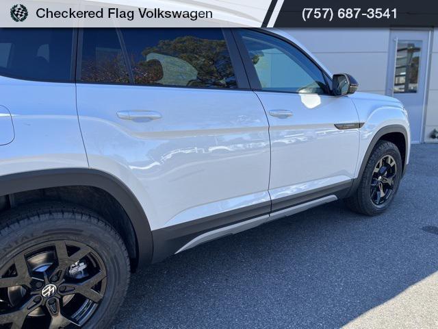 new 2026 Volkswagen Atlas car, priced at $45,284