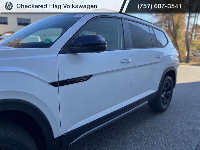 new 2026 Volkswagen Atlas car, priced at $45,284