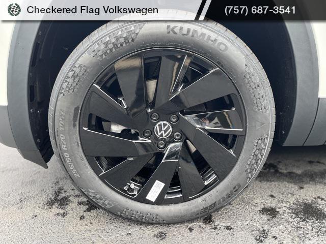 new 2026 Volkswagen Atlas car, priced at $44,548