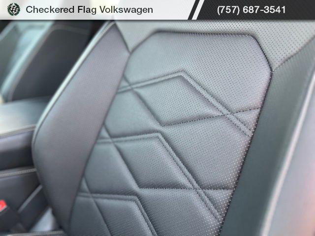 used 2025 Volkswagen Atlas car, priced at $32,339