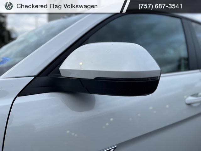 new 2026 Volkswagen Atlas Cross Sport car, priced at $44,751