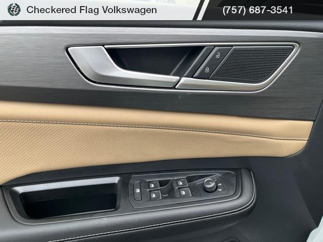 new 2026 Volkswagen Atlas Cross Sport car, priced at $44,751