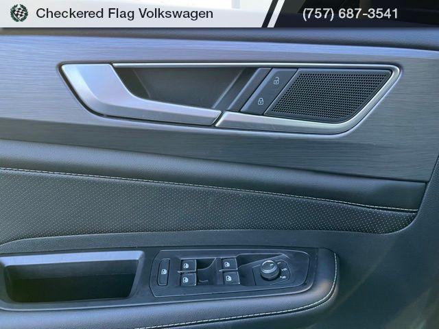 new 2026 Volkswagen Atlas Cross Sport car, priced at $42,490