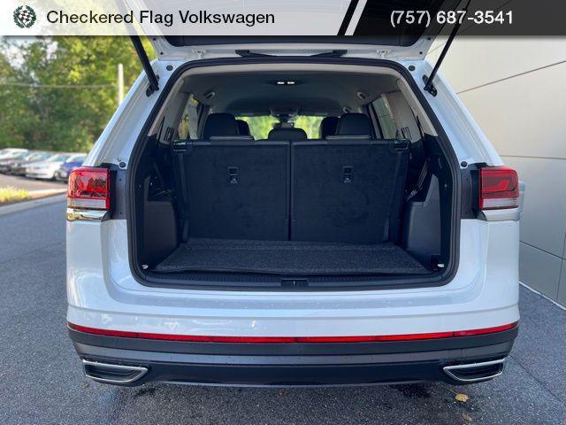 new 2026 Volkswagen Atlas car, priced at $39,990