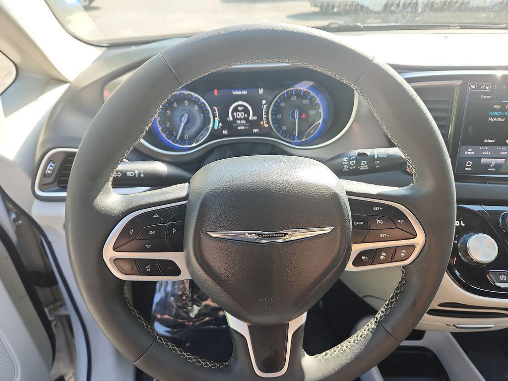 used 2023 Chrysler Pacifica car, priced at $23,800