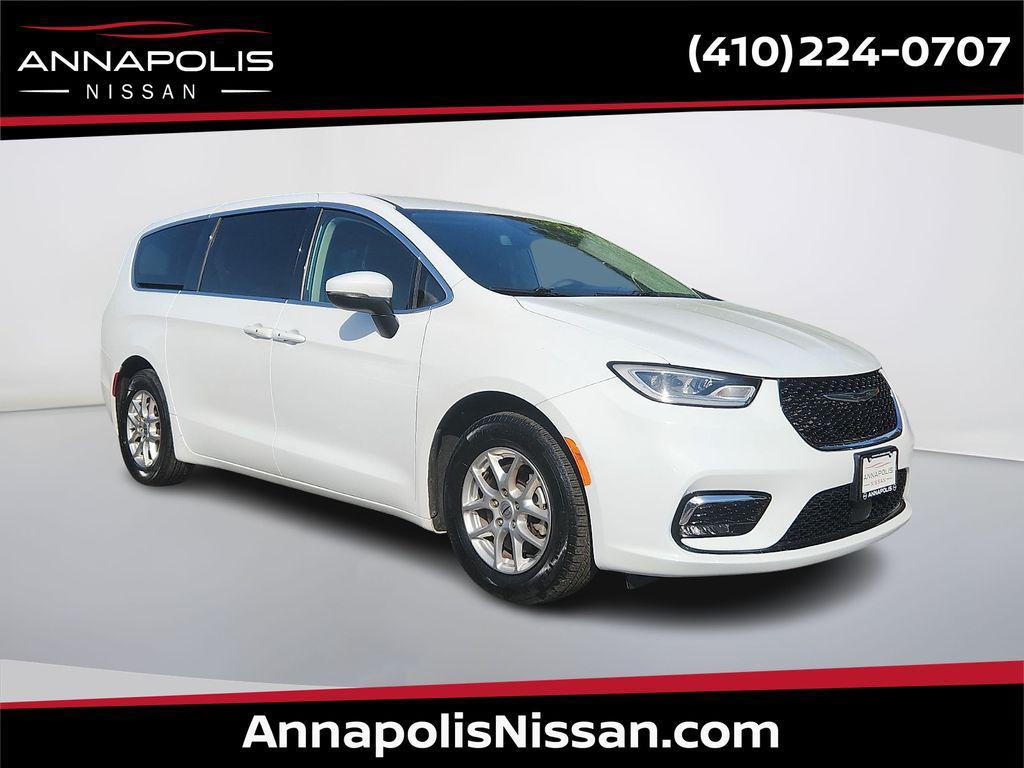 used 2023 Chrysler Pacifica car, priced at $23,800