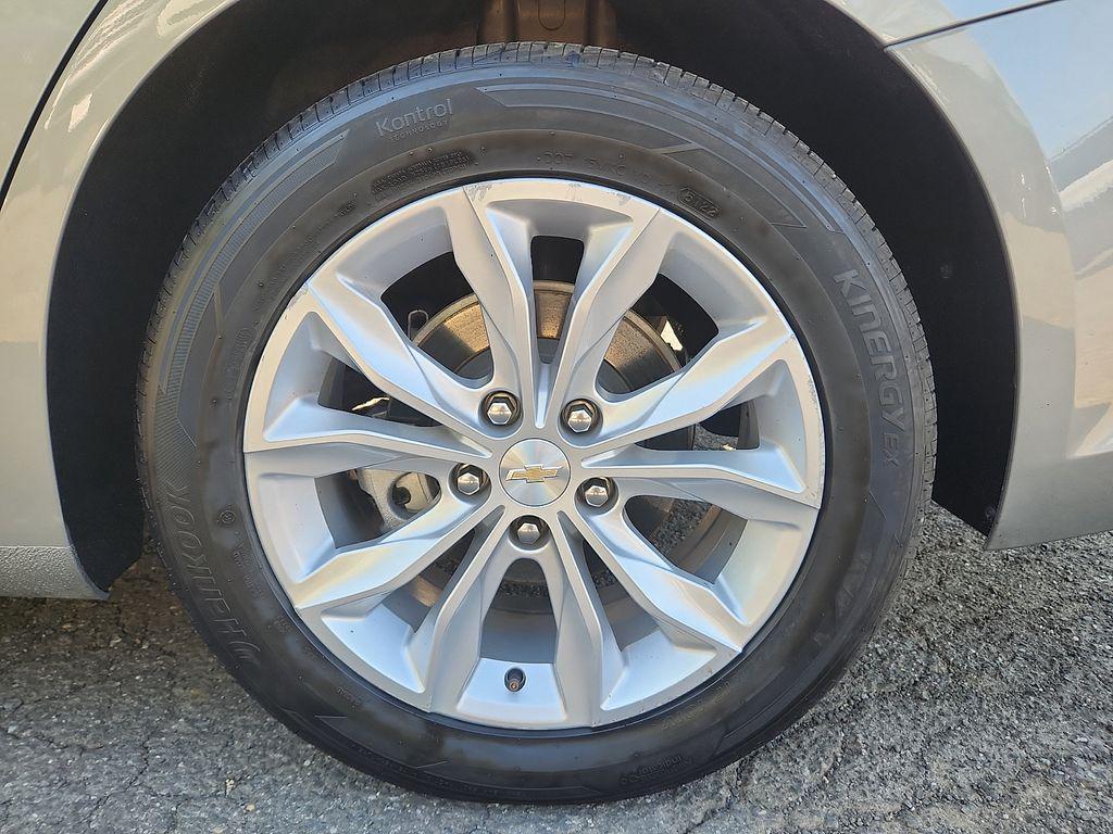 used 2023 Chevrolet Malibu car, priced at $13,600