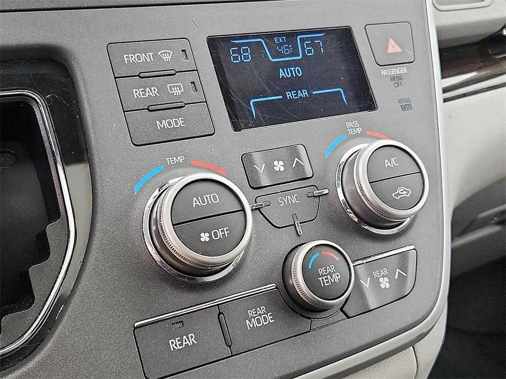 used 2020 Toyota Sienna car, priced at $27,200