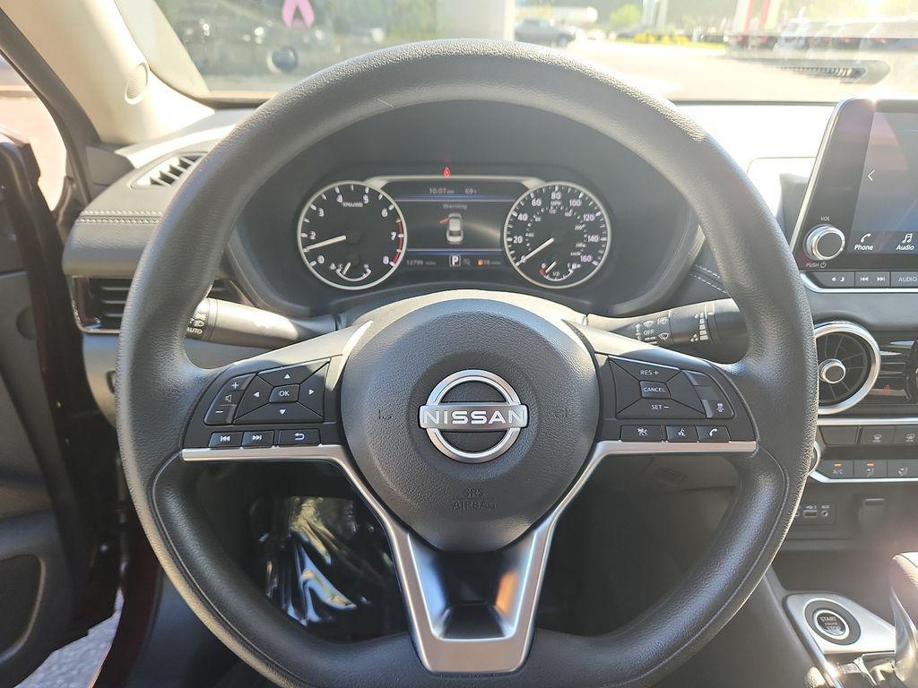 used 2025 Nissan Sentra car, priced at $22,100