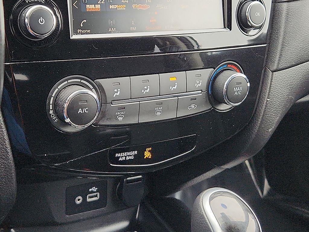 used 2020 Nissan Rogue car, priced at $10,500