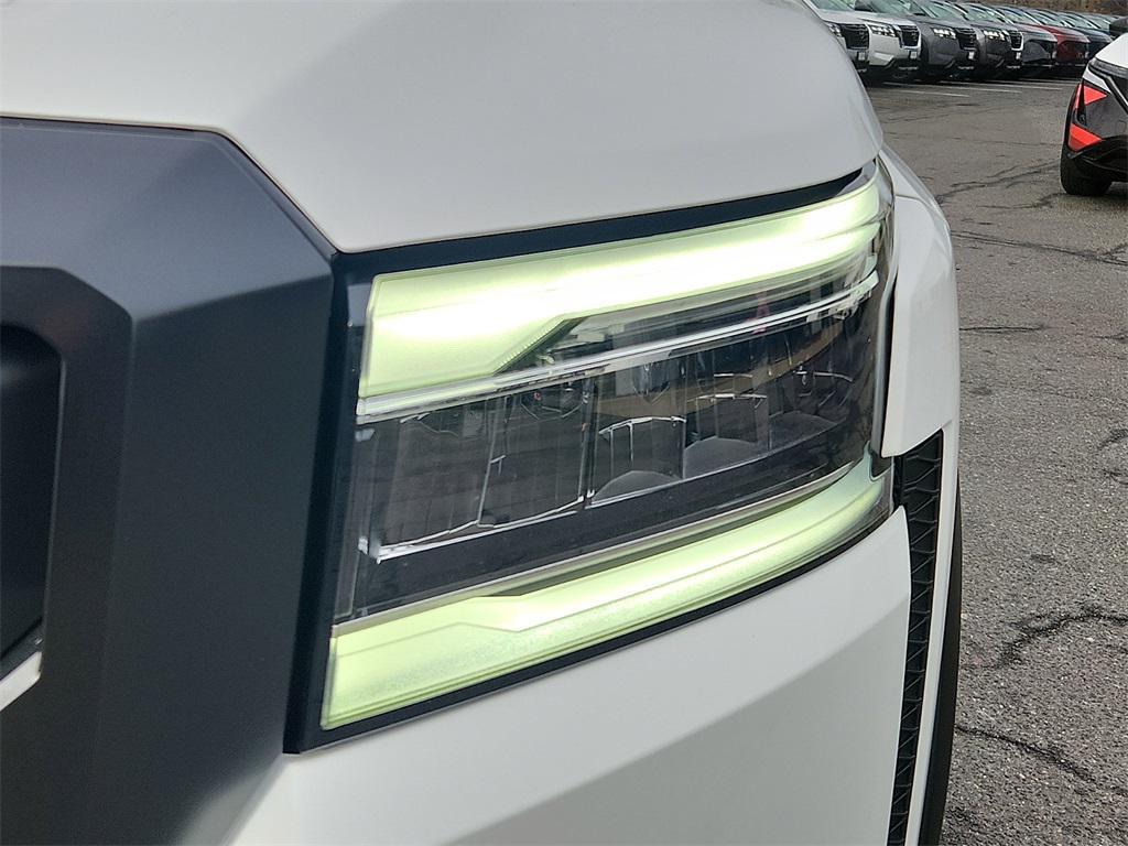 used 2023 Nissan Frontier car, priced at $35,500